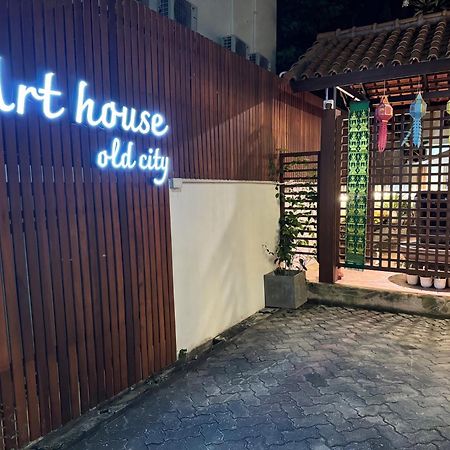 Art House Old City Чиангмай Экстерьер фото