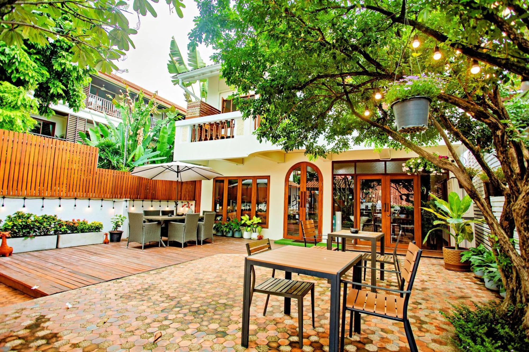 Art House Old City Чиангмай Экстерьер фото
